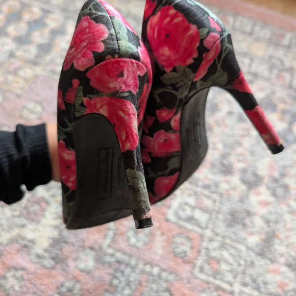 Floral Pink Women's Heels Pointed Toe 6.5 Christian Siriano - Picture 4 of 6